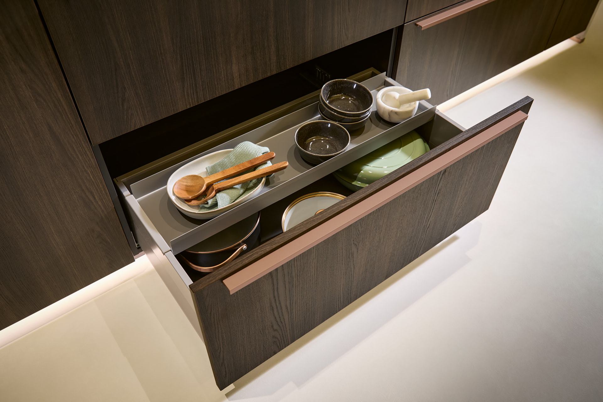 Kitchen drawer frame and worktop edge detail in a handleless kitchen